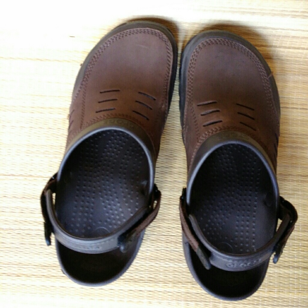 Crocs - Picture 6 of 7